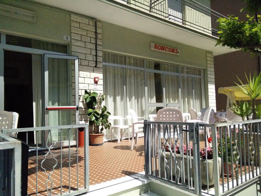 Hotel Ronconi Rimini Dış mekan fotoğraf