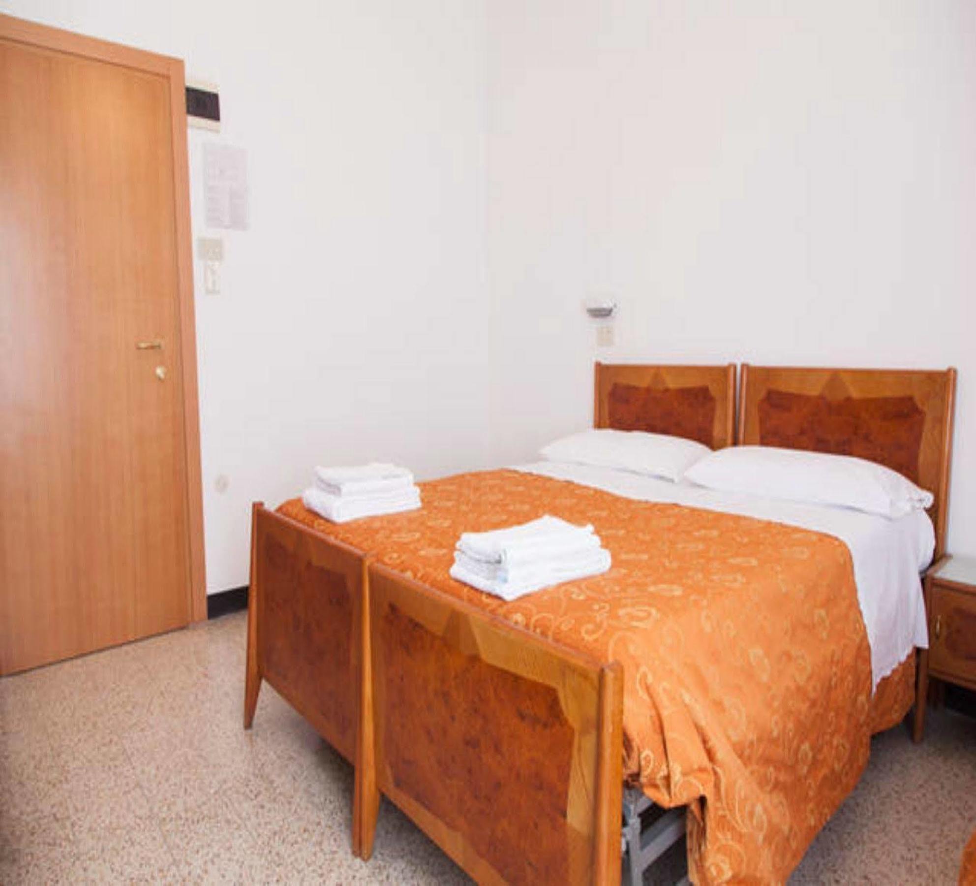 Hotel Ronconi Rimini Dış mekan fotoğraf
