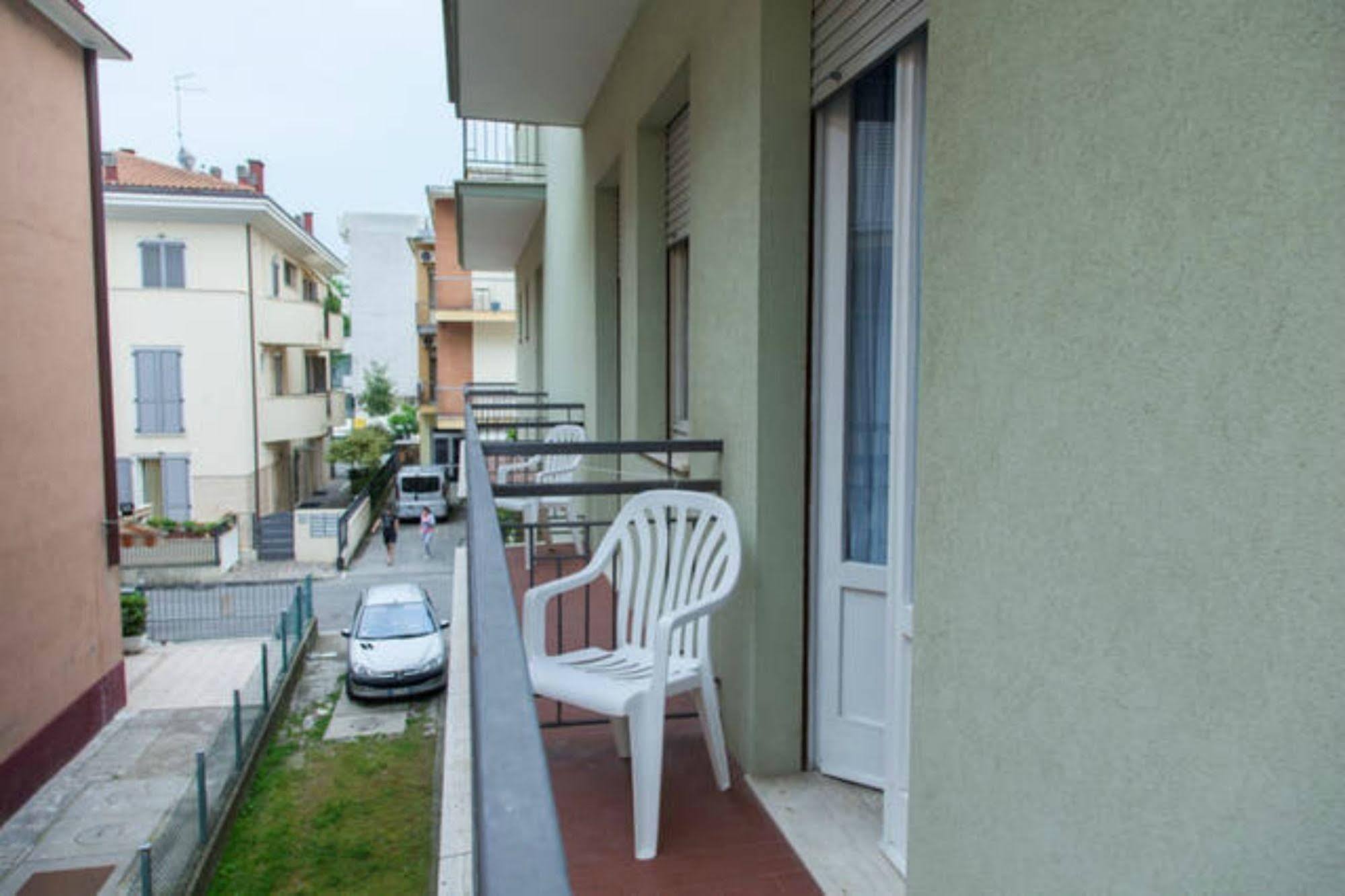 Hotel Ronconi Rimini Dış mekan fotoğraf